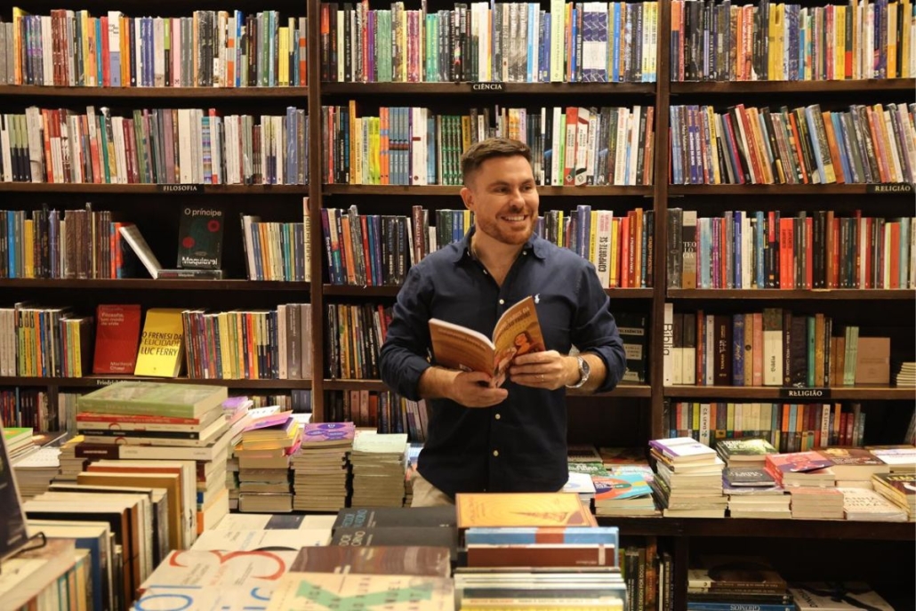 Livro de Dr. Fabio Barros desmistifica os riscos e verdades da harmonização facial